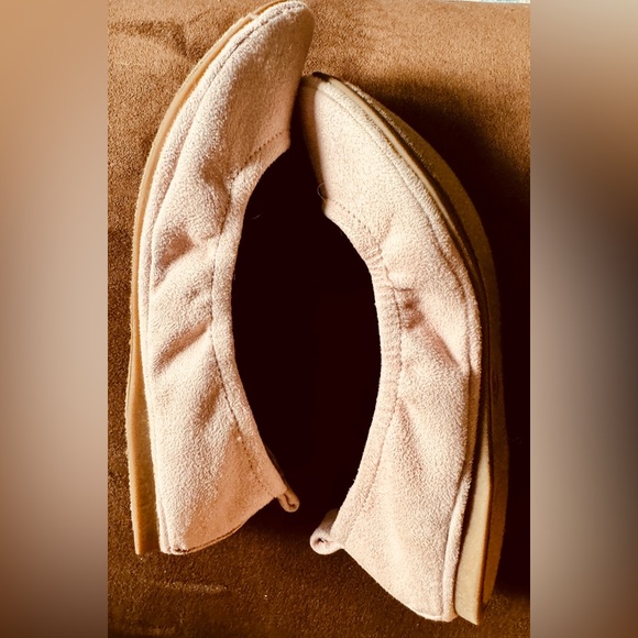 UNIVERSAL THREAD Ballet Flats, Faux-Suede in Pale Pink. - Picture 5 of 7